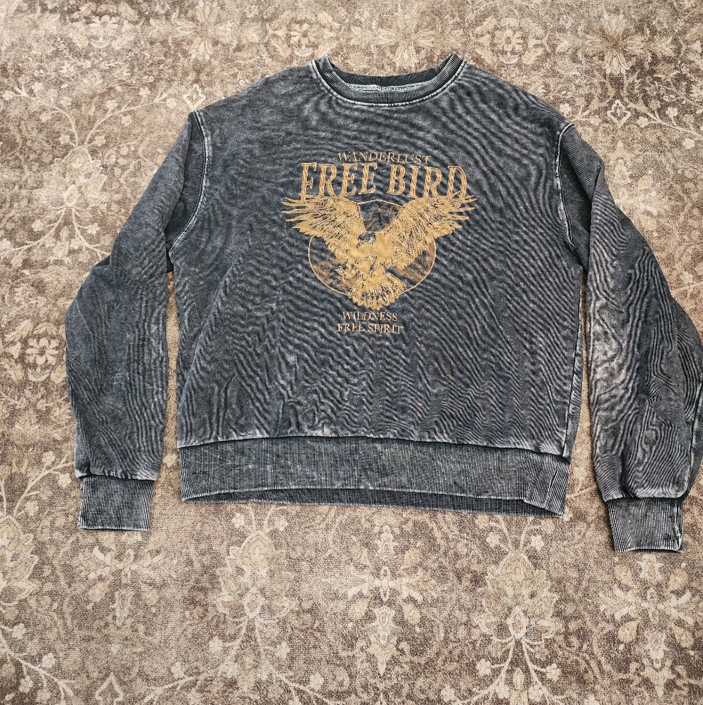 Wanderlust Free Bird Women's Graphic Sweatshirt - Charcoal